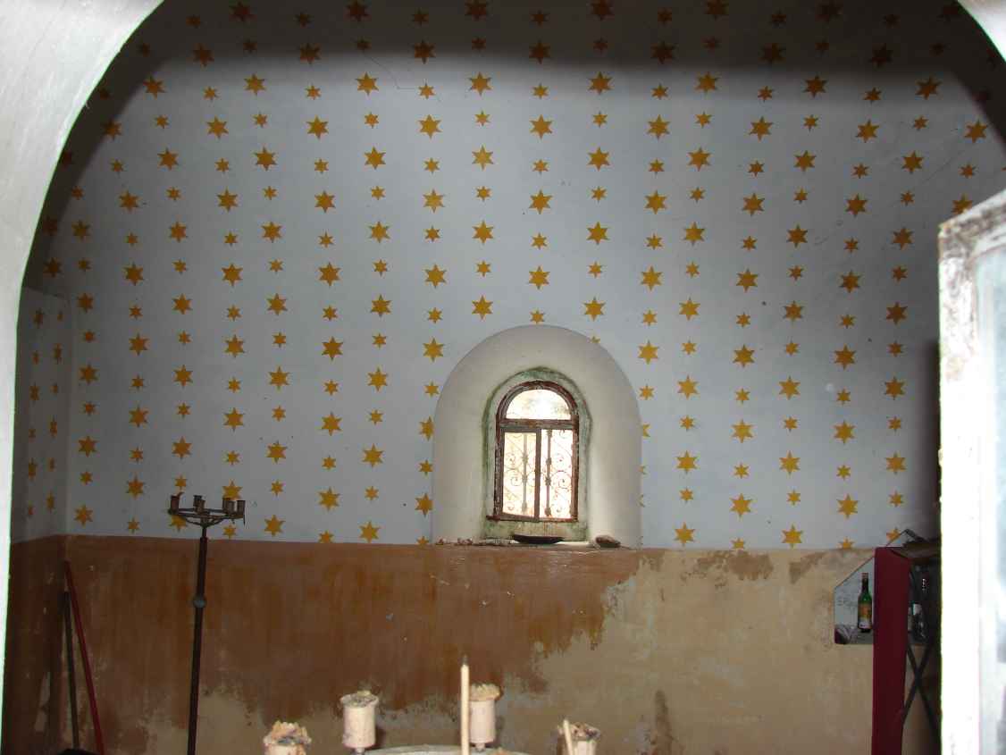 Crkva sv. Varvare sa grobljem i nekropola sa stećcima u selu Strujići, historijsko područje